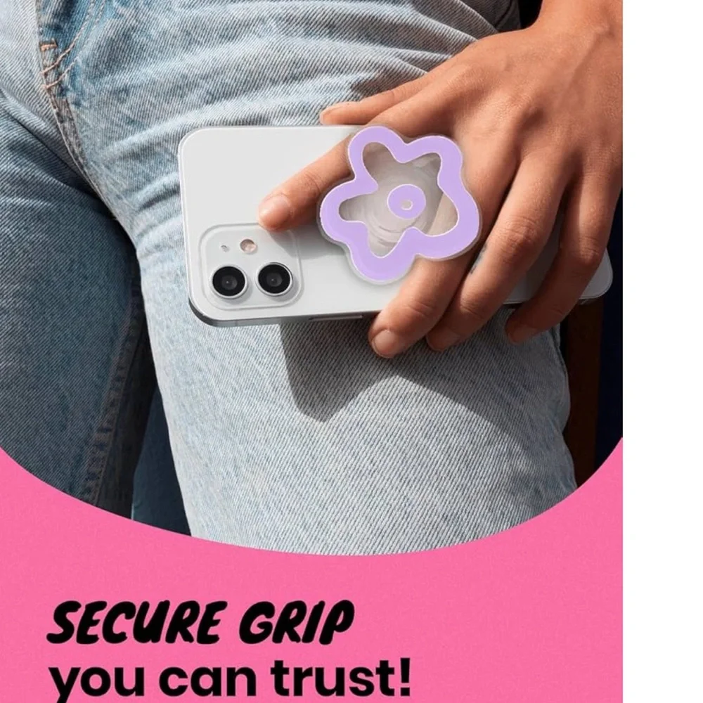 Purple Flower Phone Grip. NWT. Magnetic type